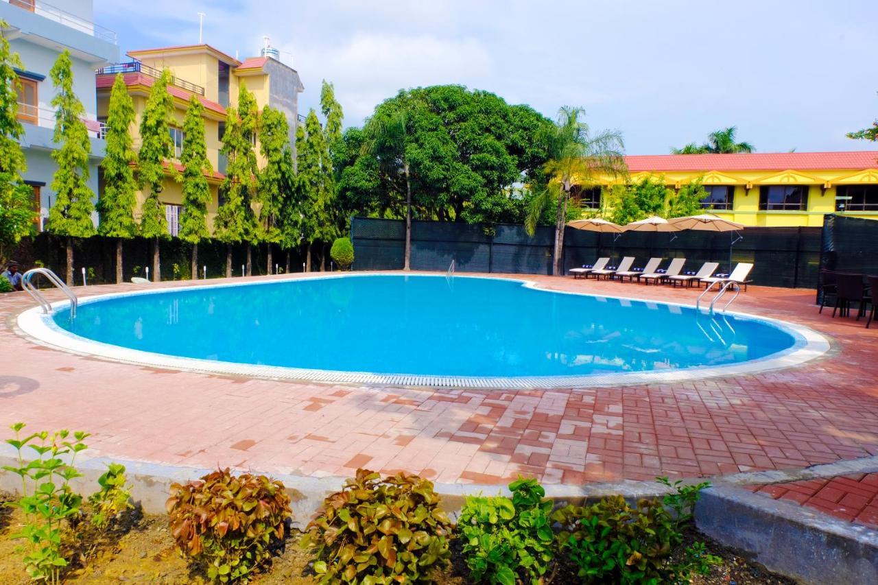 Hotel Nirvana By Luxury International Paklihwa Εξωτερικό φωτογραφία